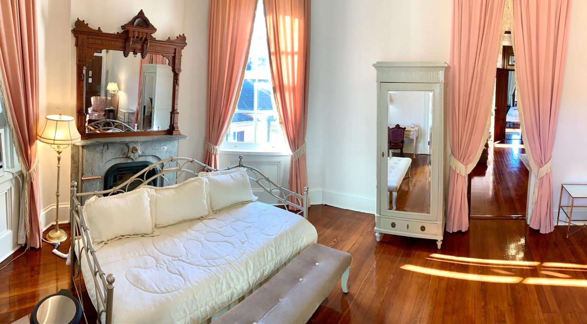 نيو أورلينز French Quarter Lanaux Mansion Bed And Breakfast الغرفة الصورة